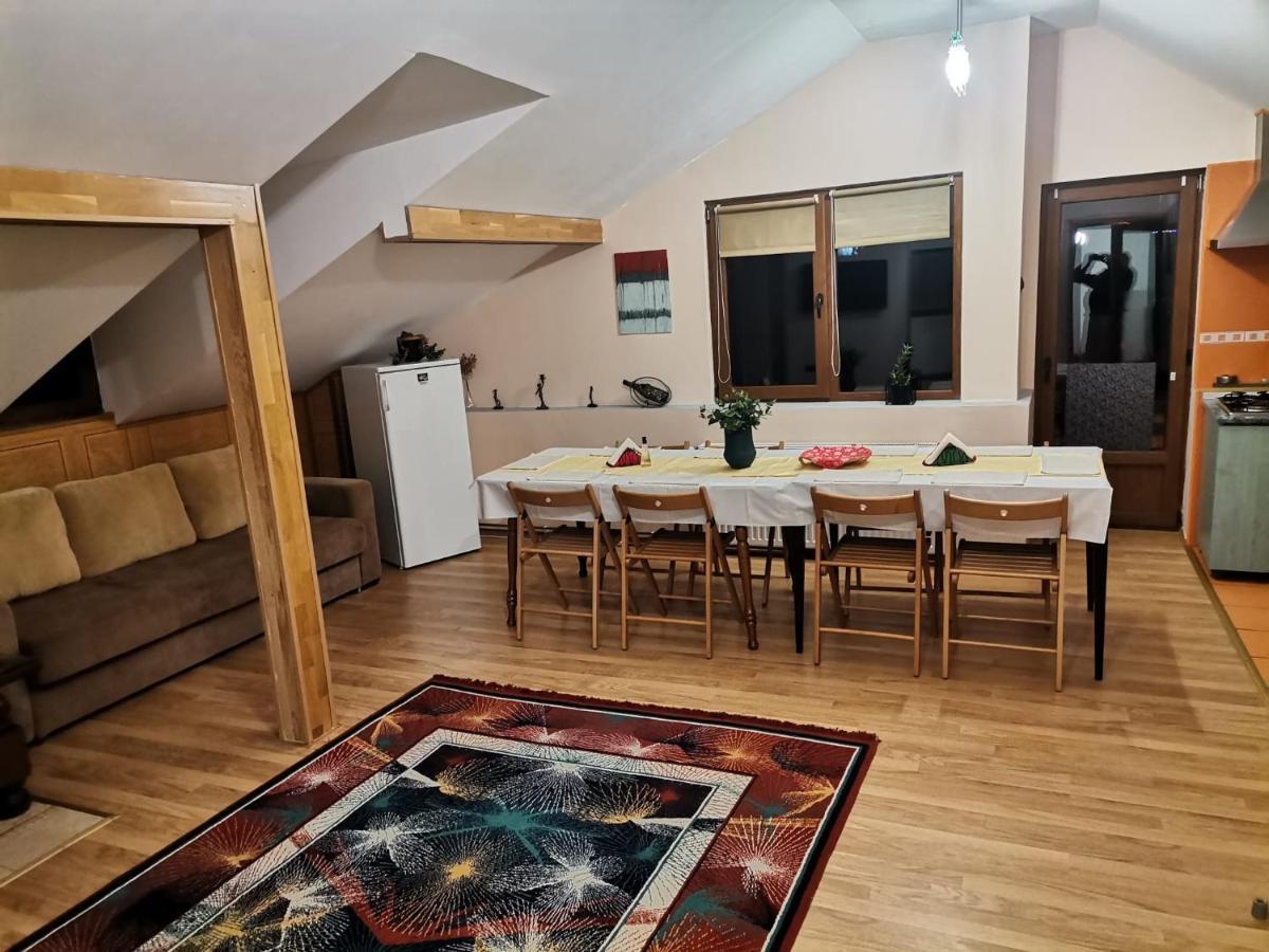 Zoso Home Буштени Экстерьер фото